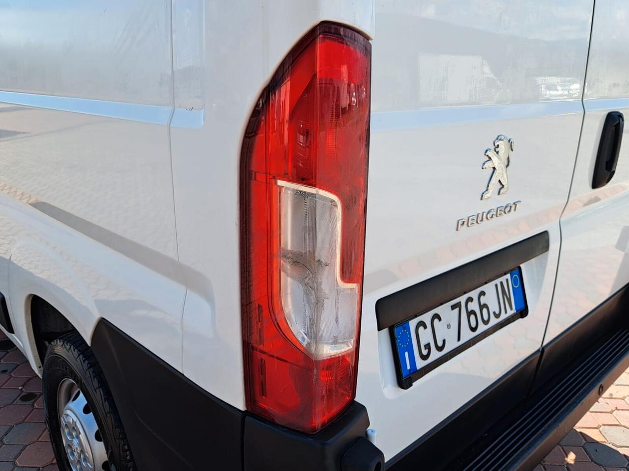 Peugeot Boxer 335 2.2 BlueHDi L2H2 Furgone MOTORE ROTTO