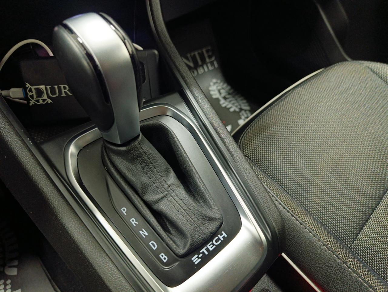 Renault Captur Full Hybrid E-Tech 145 CV Intens