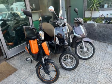 Piaggio Vespa 125 LX