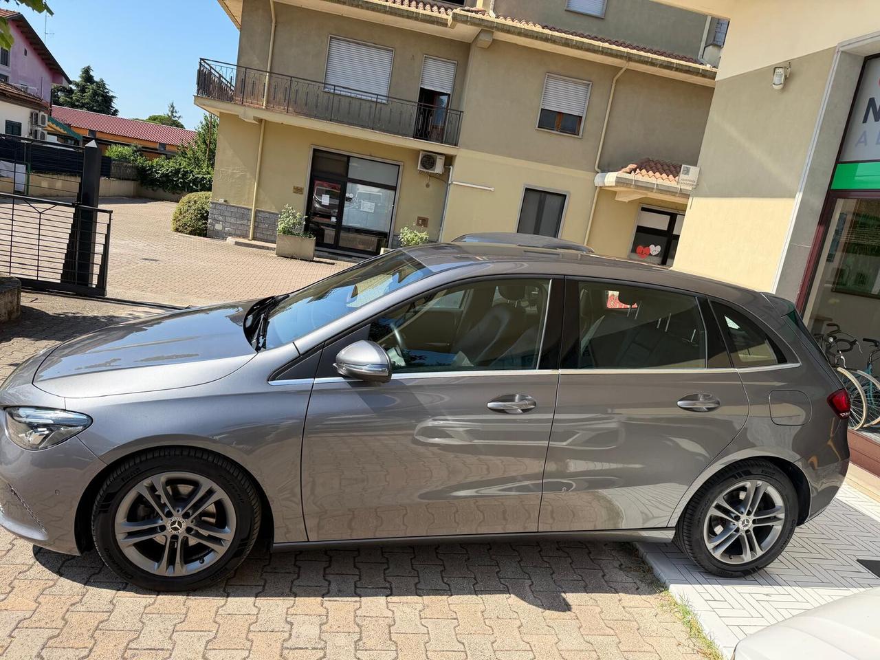 Mercedes-benz B 180 d Automatic Business Extra