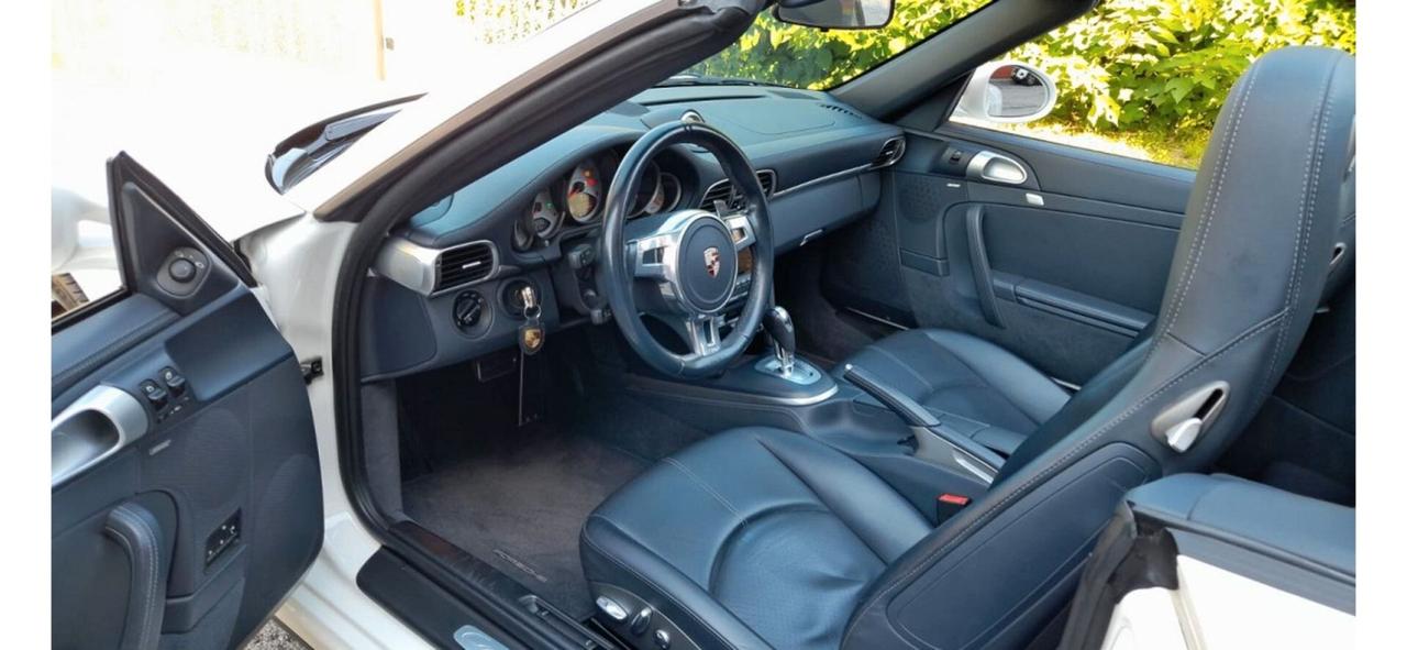 Porsche 997 Carrera 4S Cabriolet