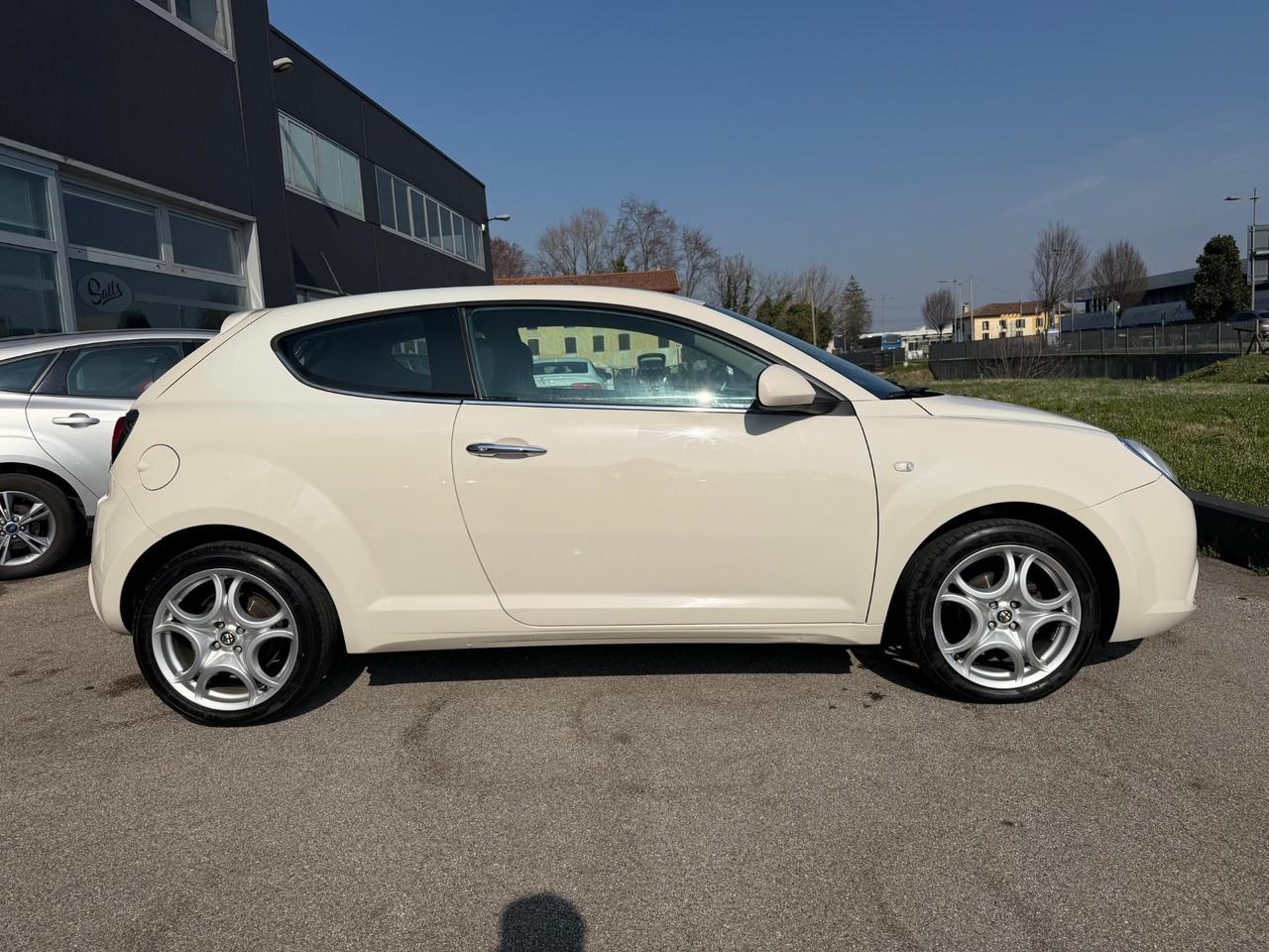 Alfa Romeo MiTo 1.4 95CV Neopatentati