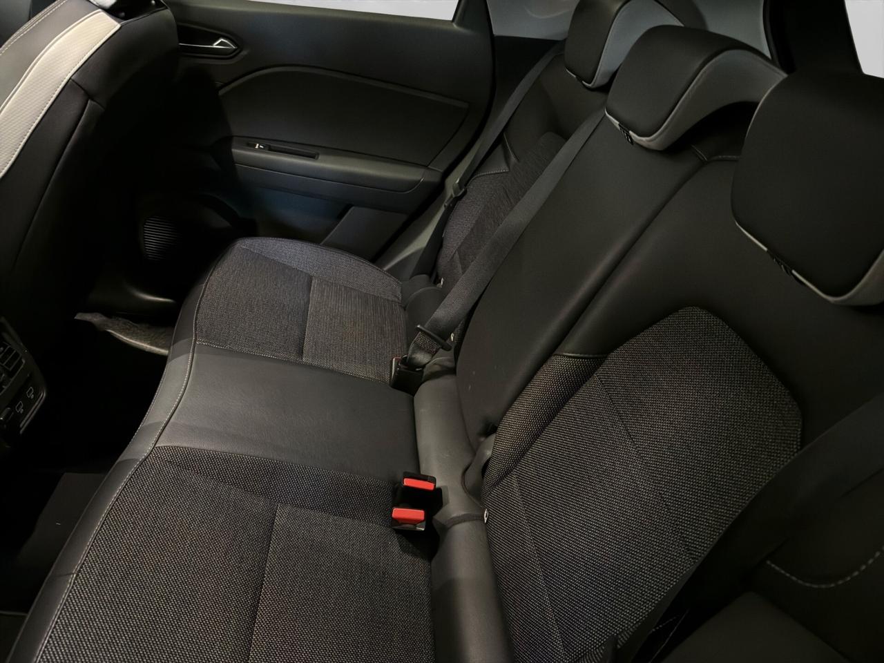 Renault Captur Plug-in Hybrid E-Tech 160 CV Initiale Paris