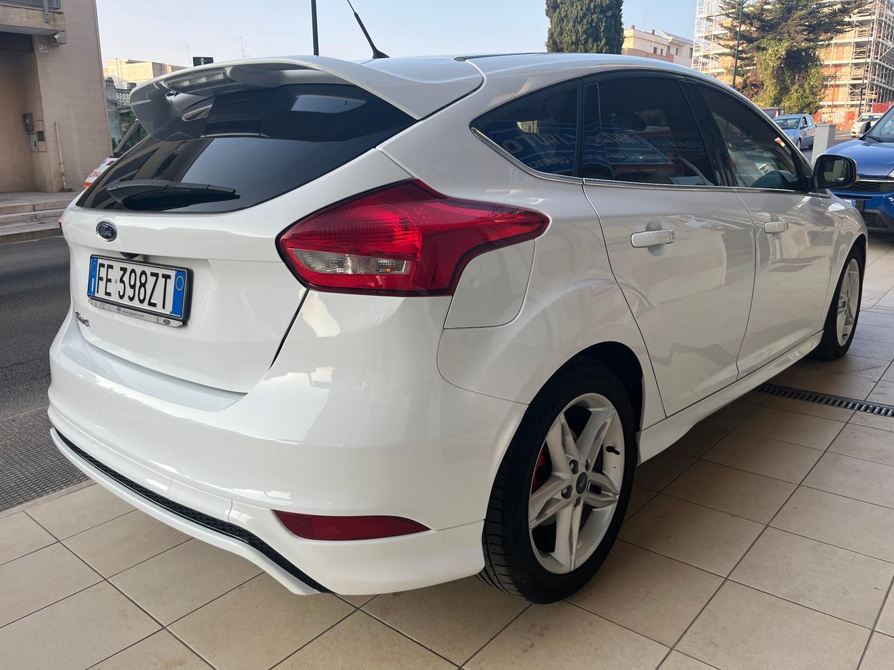Ford Focus 1.5 TDCi 120 CV ST Line