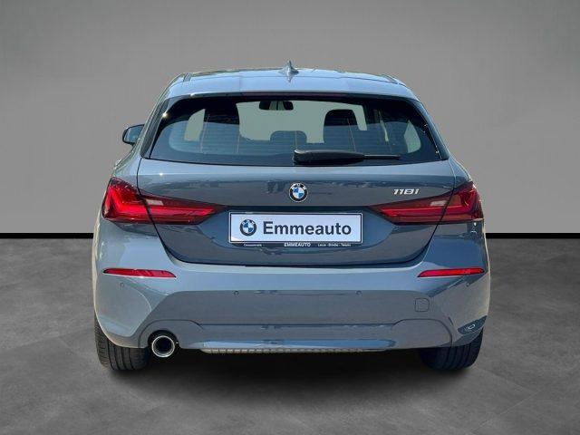 BMW 118 i 5p. Business Advantage