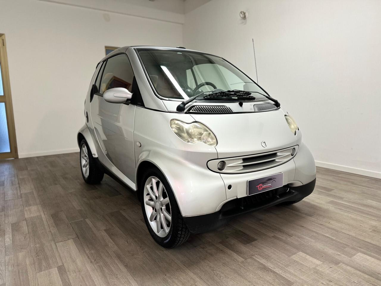 Smart ForTwo 700 cabrio pure (45 kW)