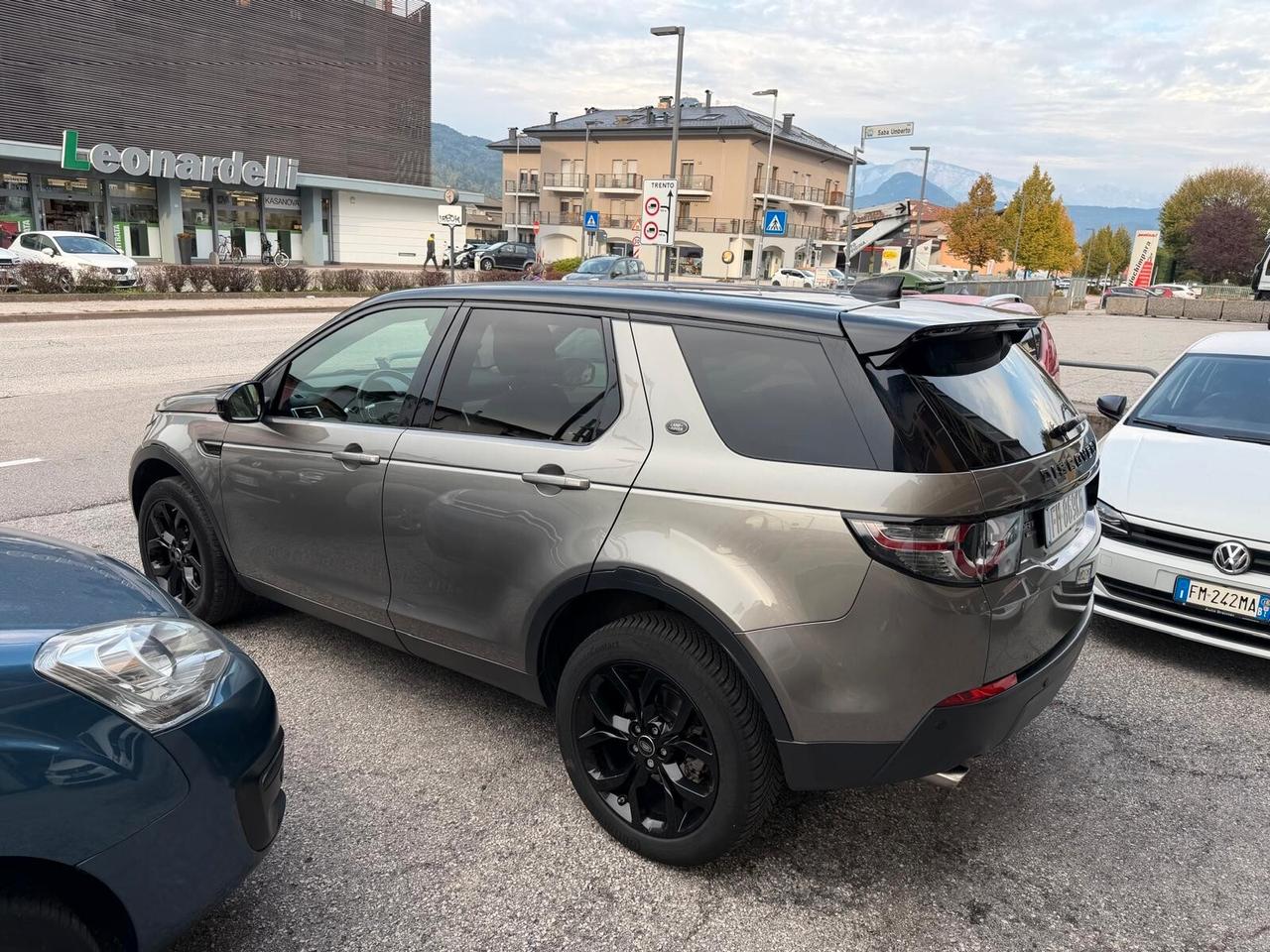 Land Rover Discovery Sport 2.0 TD4 180 CV HSE