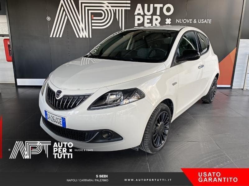 Lancia Ypsilon Ypsilon 1.0 firefly hybrid Silver s&s 70cv