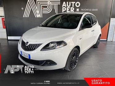 Lancia Ypsilon Ypsilon 1.0 firefly hybrid Silver s&s 70cv