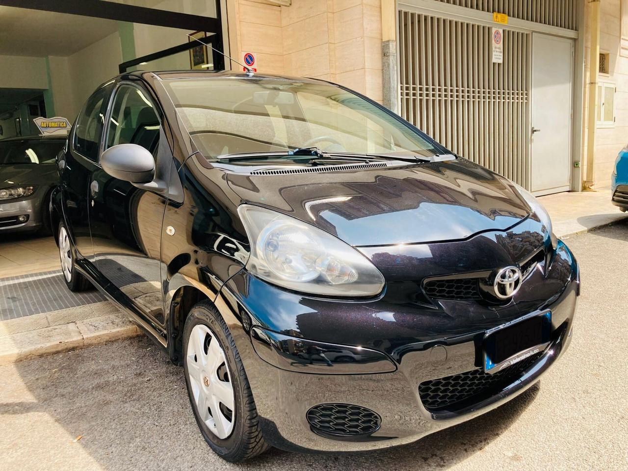 Toyota Aygo 1.0 - IDEALE X NEOPATENTATI - 2010