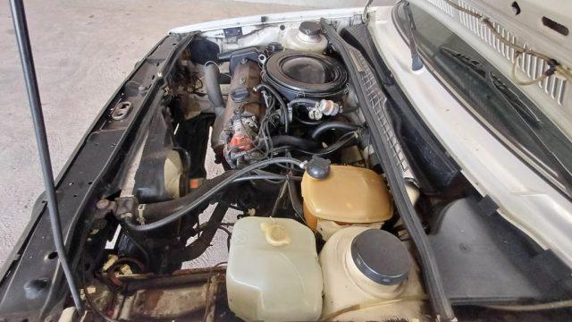 VOLKSWAGEN Golf 1300 5 porte GL