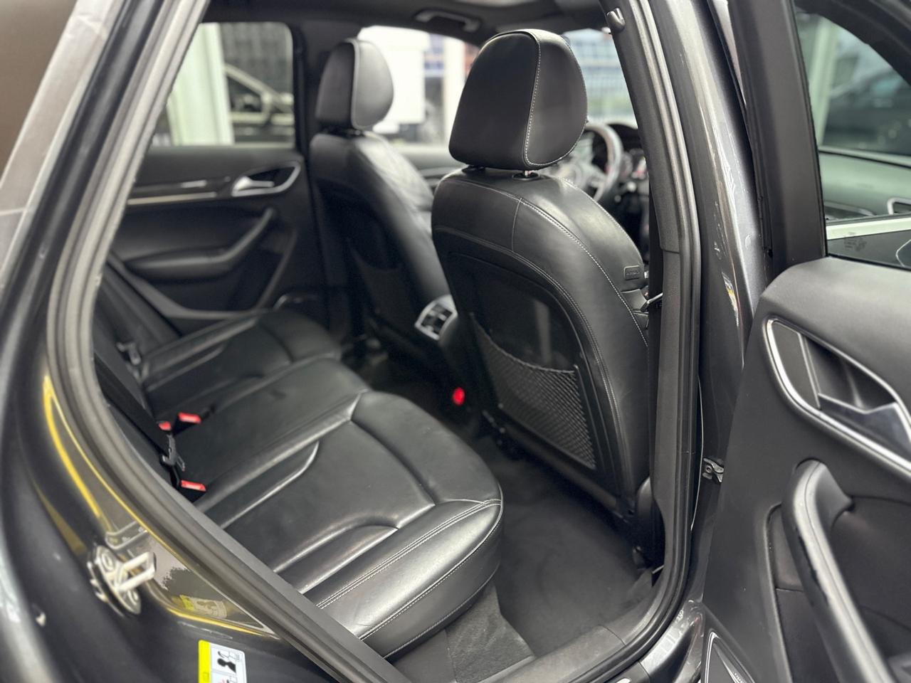 Audi Q3 RS 2.5 TFSI quattro S tronic