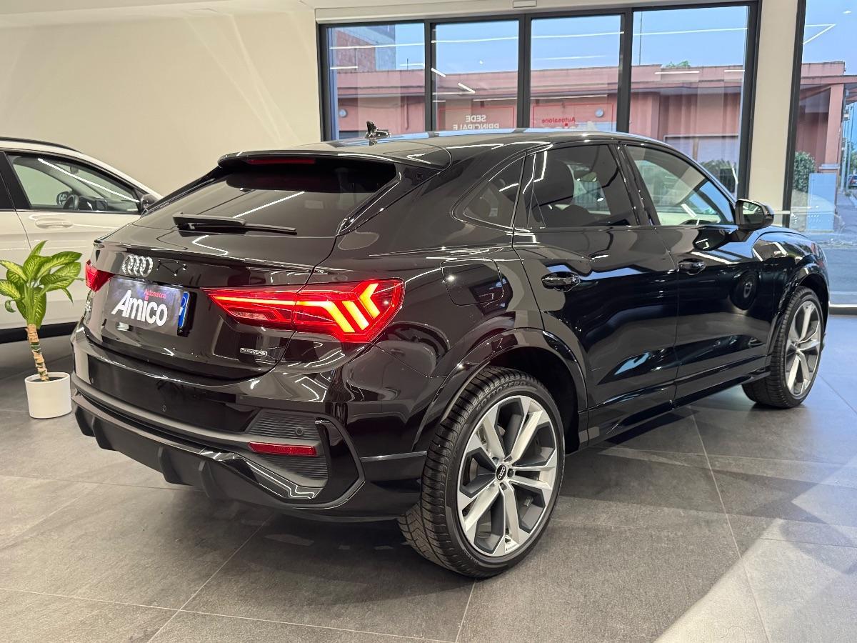 AUDI Q3 Sportback SPB 2.0 TDI 200CV Identity Black S-line