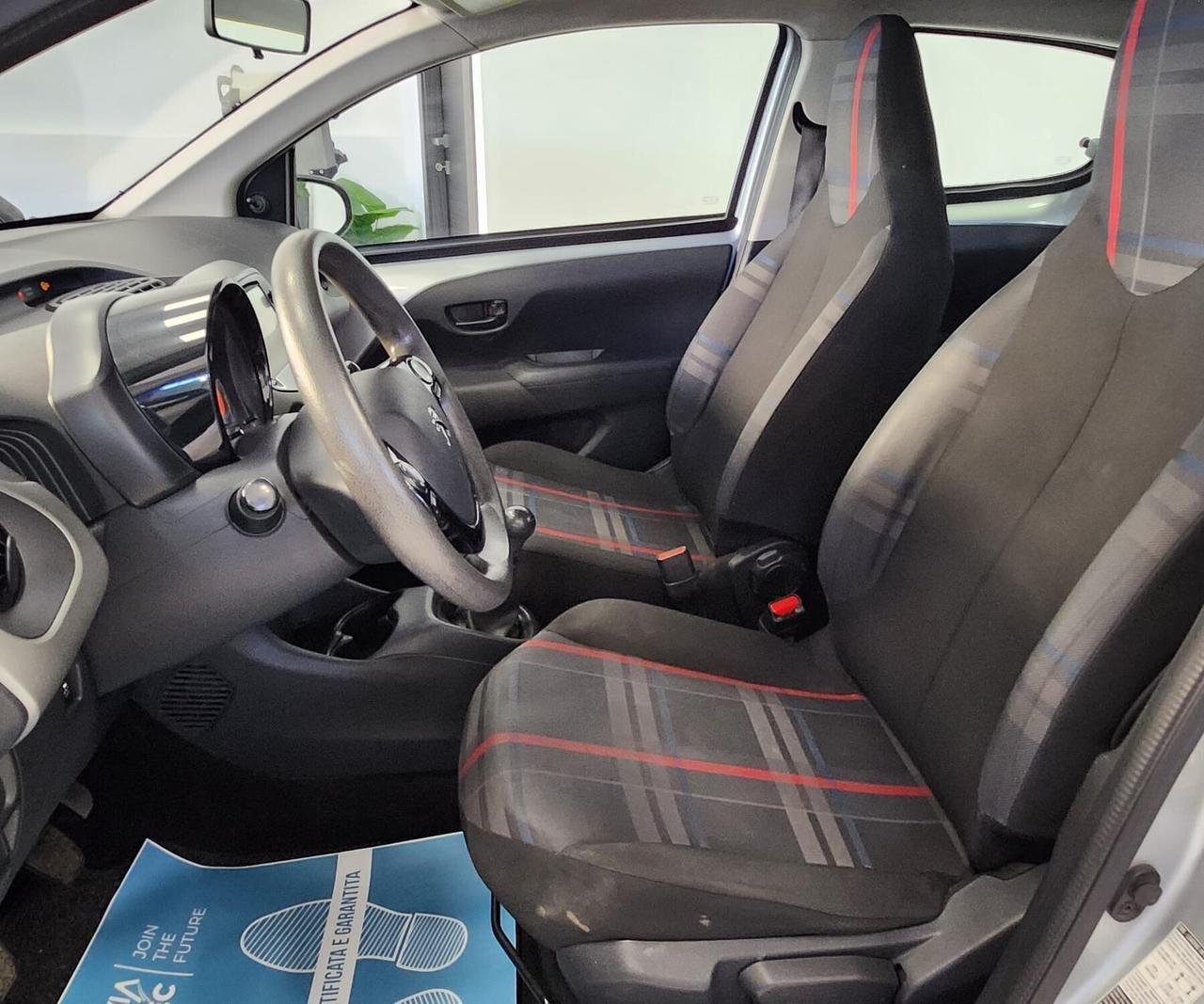 PEUGEOT 108 1.0 BENZ.