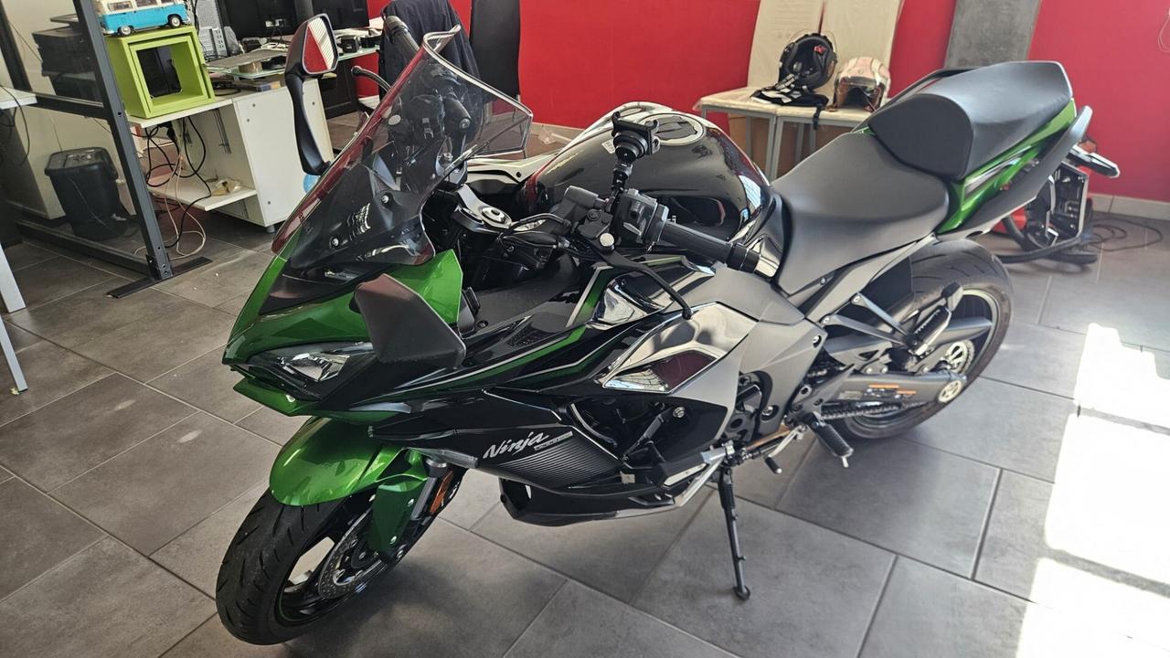 Kawasaki Ninja 1000 SX