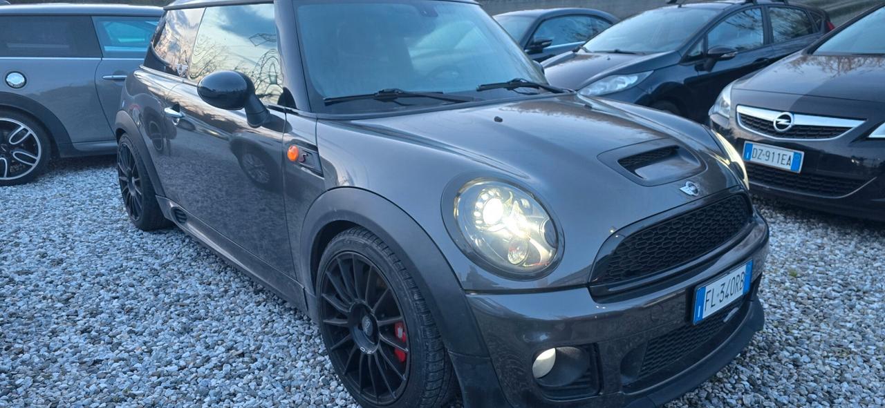 Mini John Cooper Works s con motore 1.6 231 cv preparazione Rp