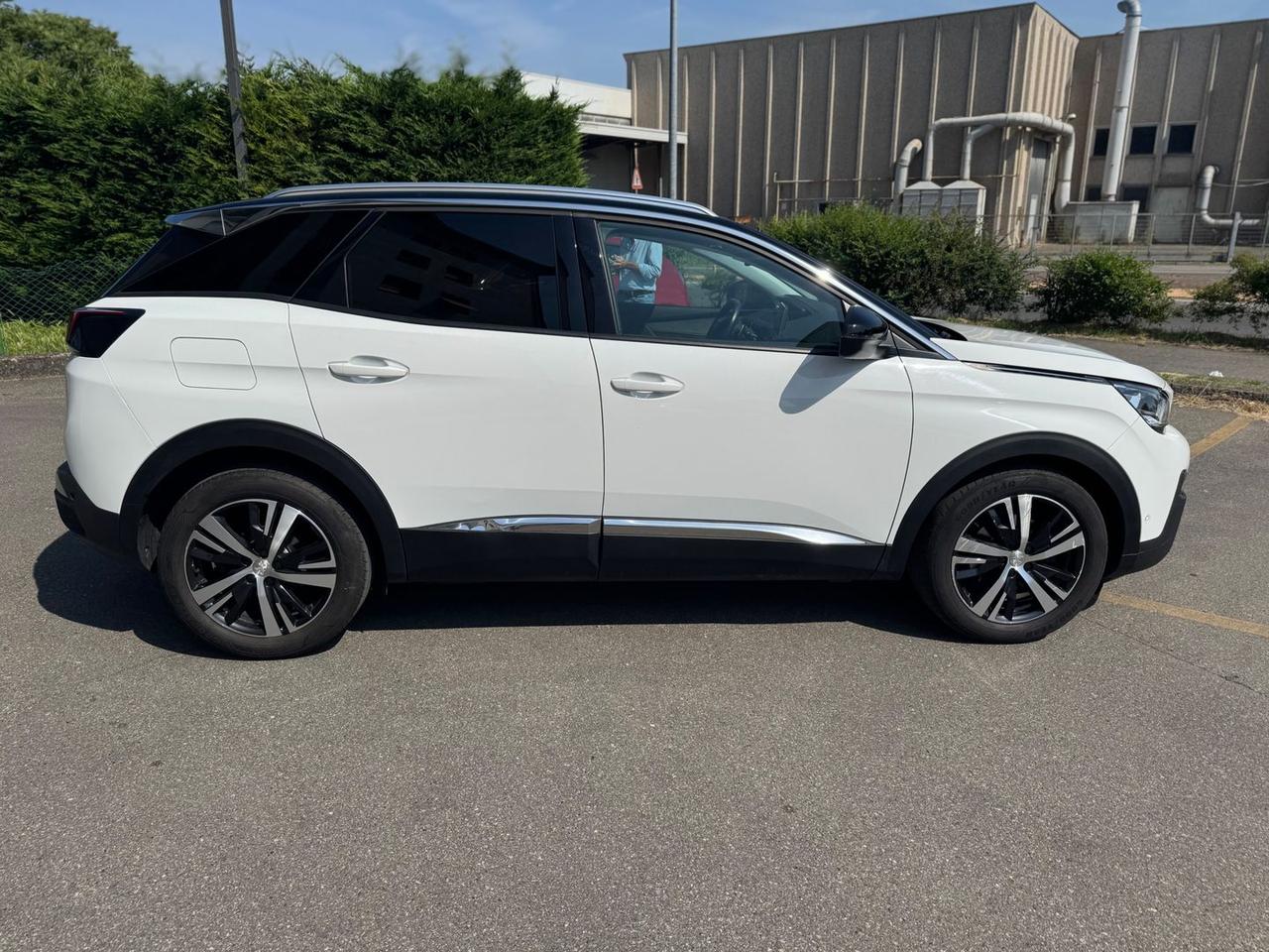 Peugeot 3008 Allure 1.6 Blue HDI 120