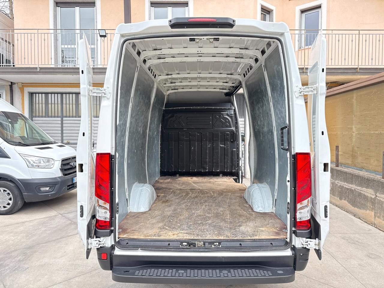 Iveco Daily 2.3 HPT 116Cv 35S12 L3 H2 12Q