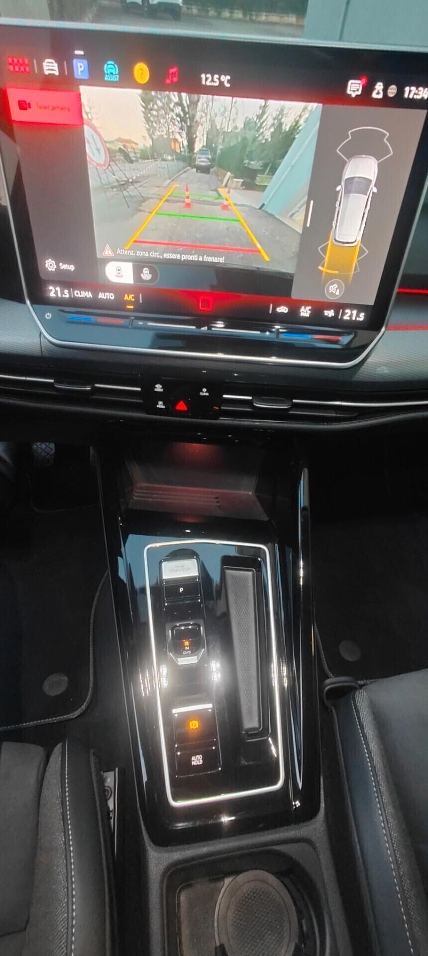 Volkswagen Golf 2.0 TDI 150 CV DSG SCR Style