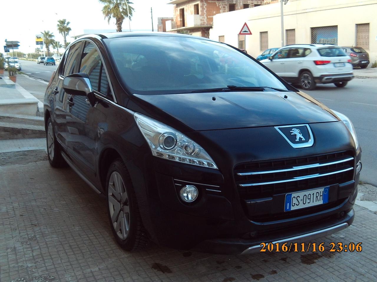 Peugeot 3008 HYbrid4 91g