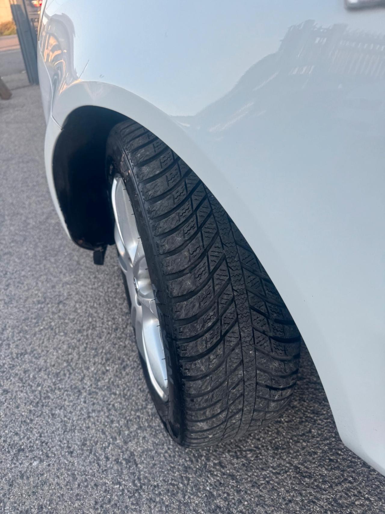 Opel Corsa 1.2 80CV 3 porte GPL-TECH Sport