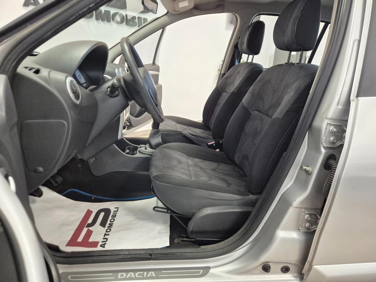 Dacia Sandero 1.2 16V Lauréate