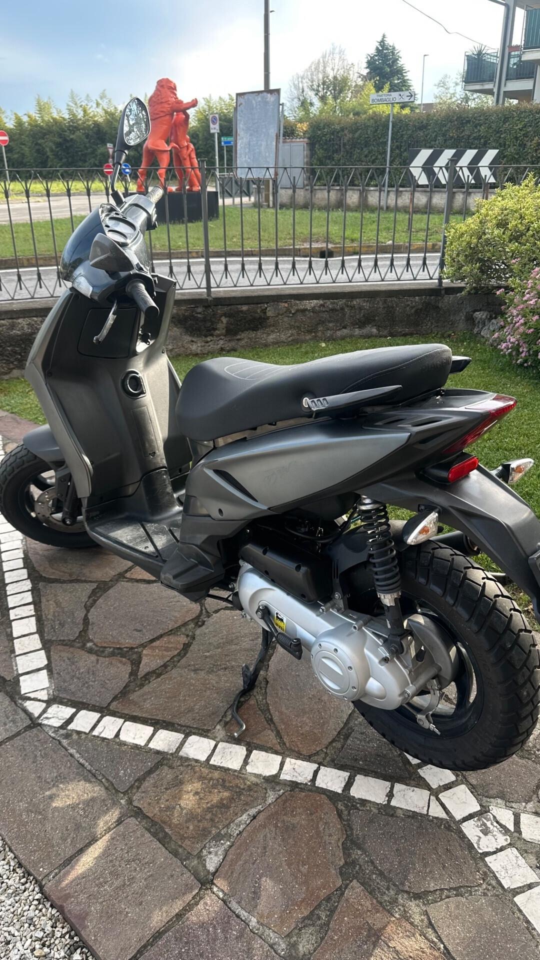 Piaggio Typhoon 50 2 tempi