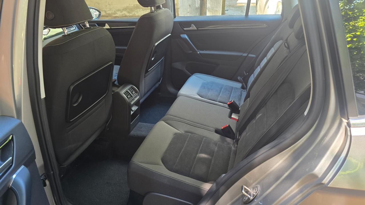 Volkswagen Golf Sportsvan 1.6 TDI Business BlueMotion Technology
