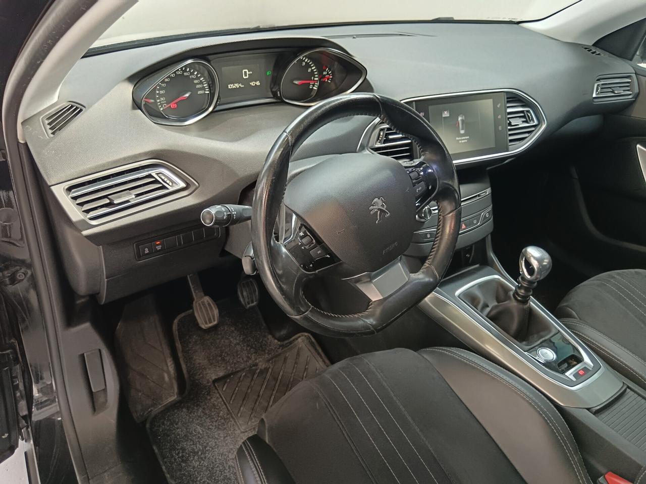 Peugeot 308 PureTech Turbo 130 S&S SW Allure