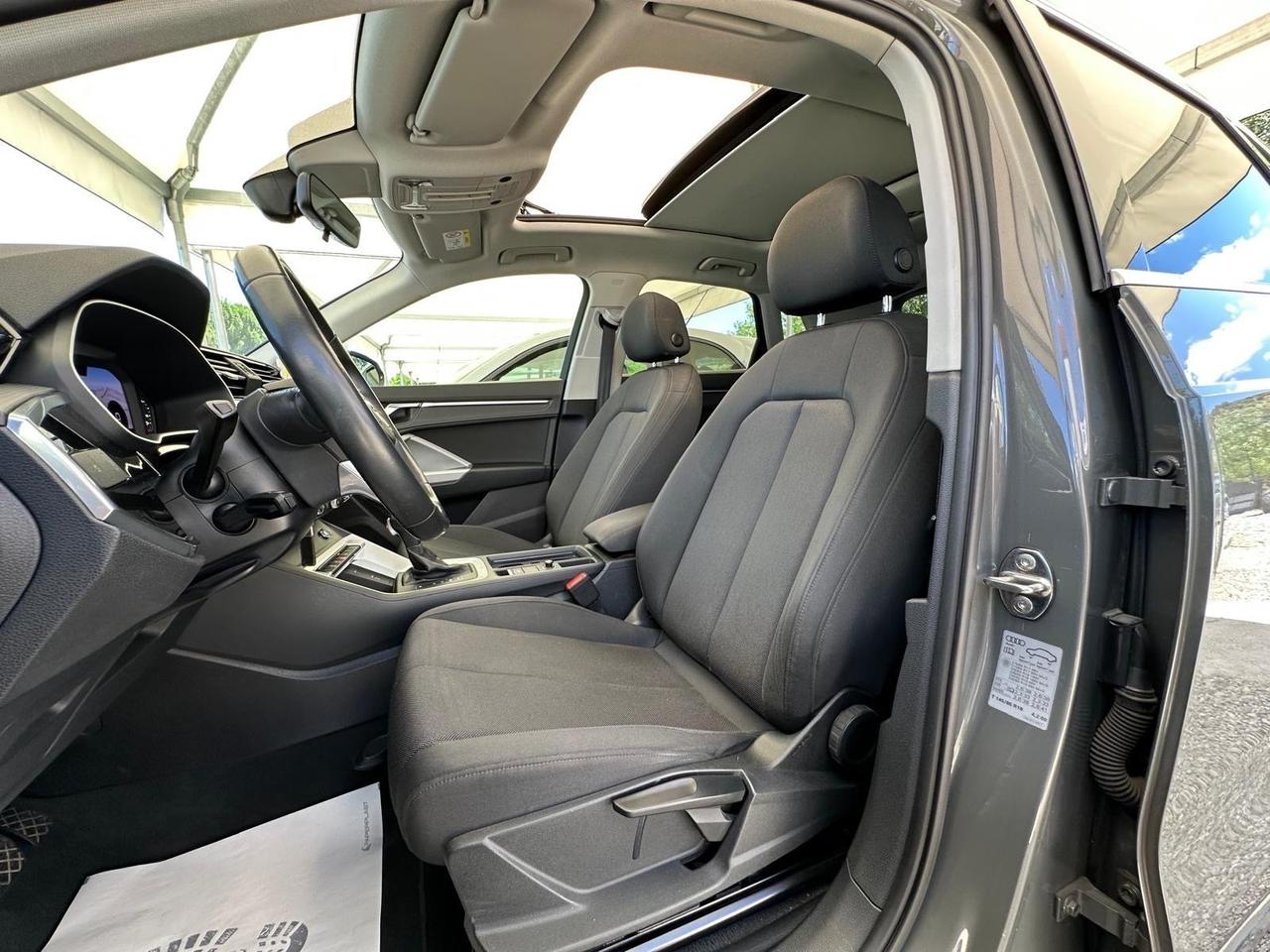 Audi Q3 35 TDI S tronic Business