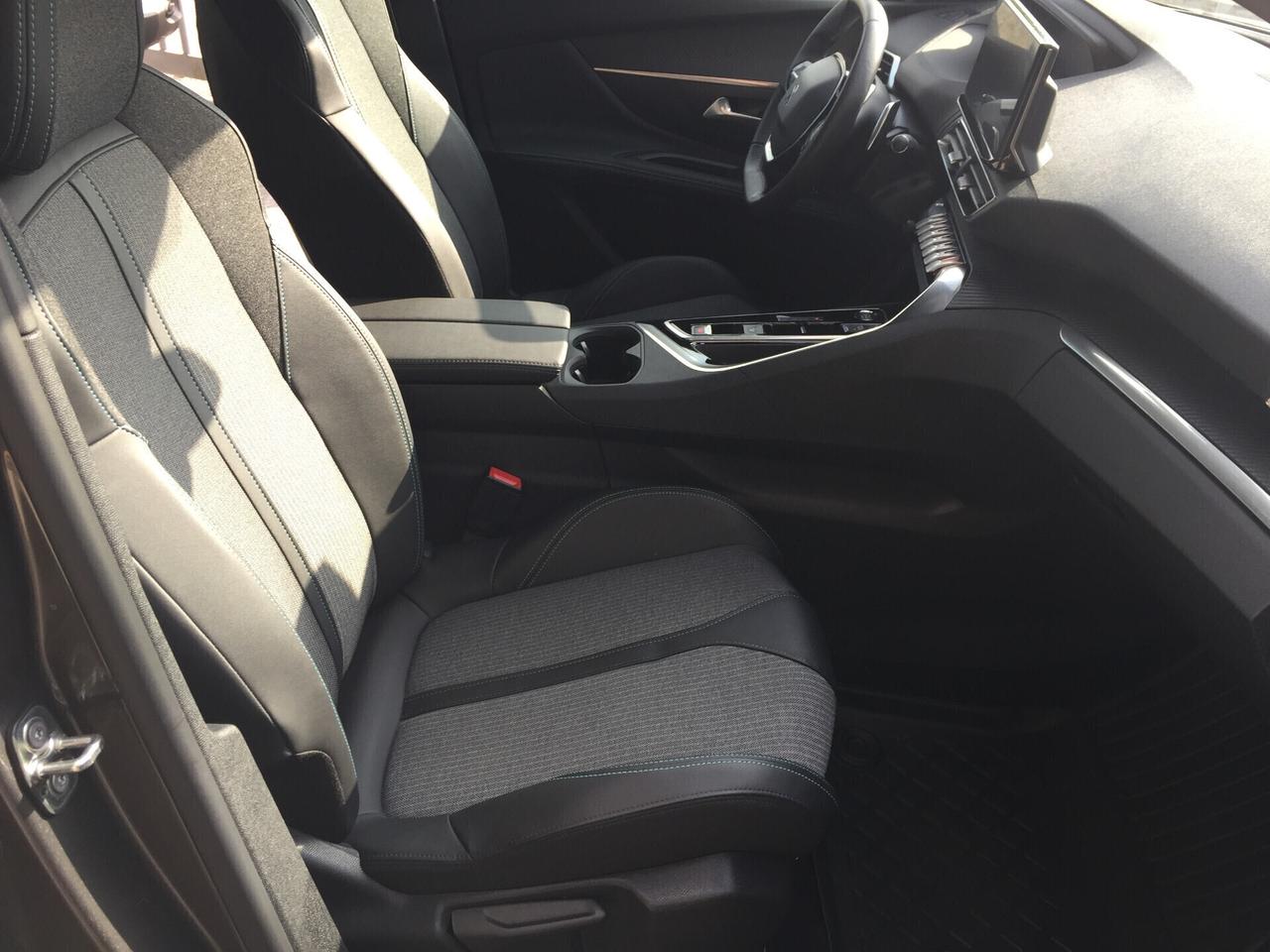 Peugeot 5008 BlueHDi 130 S&S EAT8 Allure Pack 7 POSTI