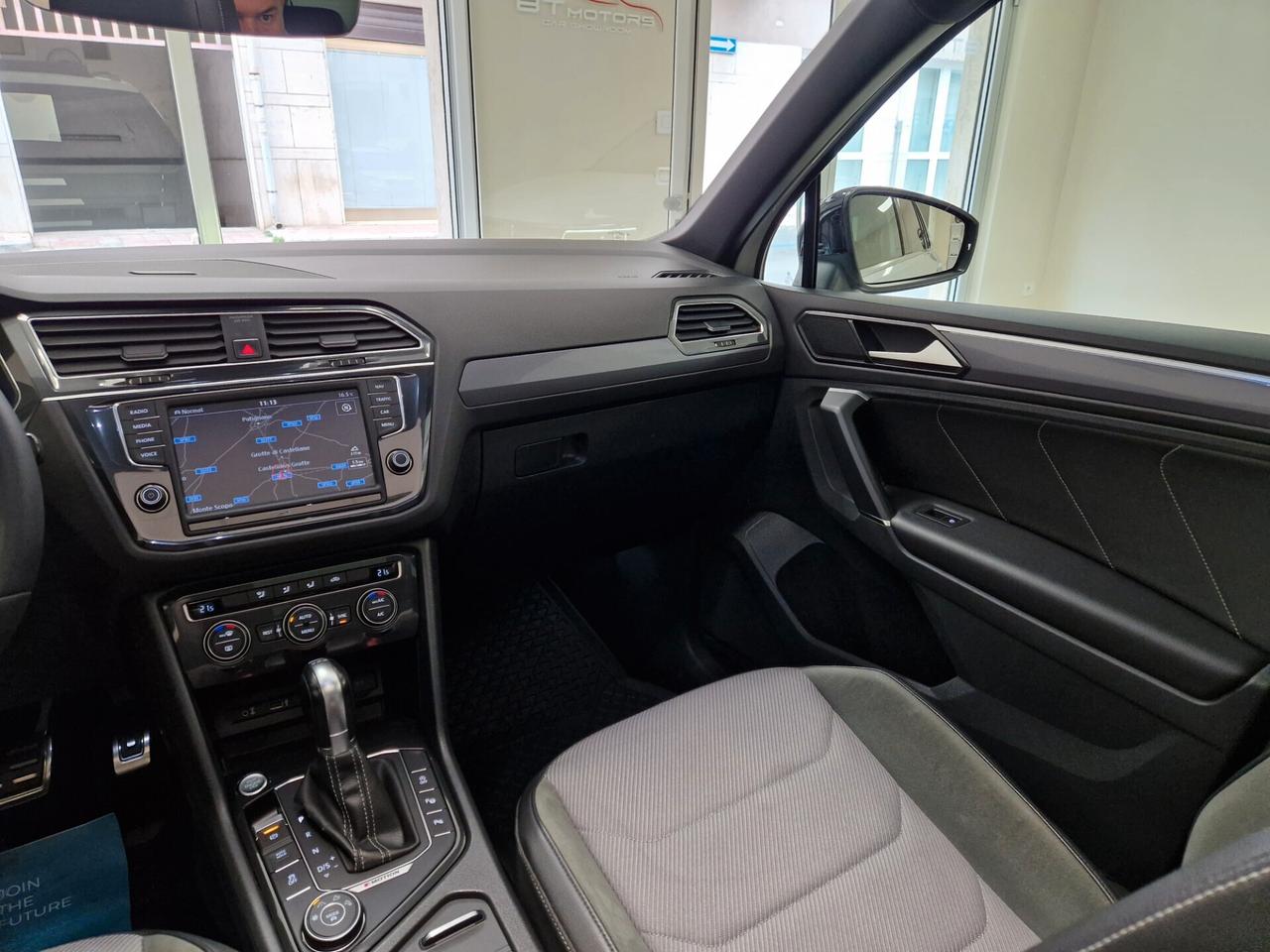 Volkswagen Tiguan 2.0 TDI 150 CV SCR 4MOTION R LINE TETTO APRIBILE