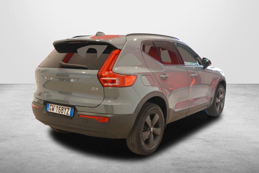 VOLVO XC40 2.0D D3 150CV 6M. BUSINESS ( FARI LED - COCKPIT - CRUISE - NAVI - SENSORI POST. - TELECAMERA POST. )