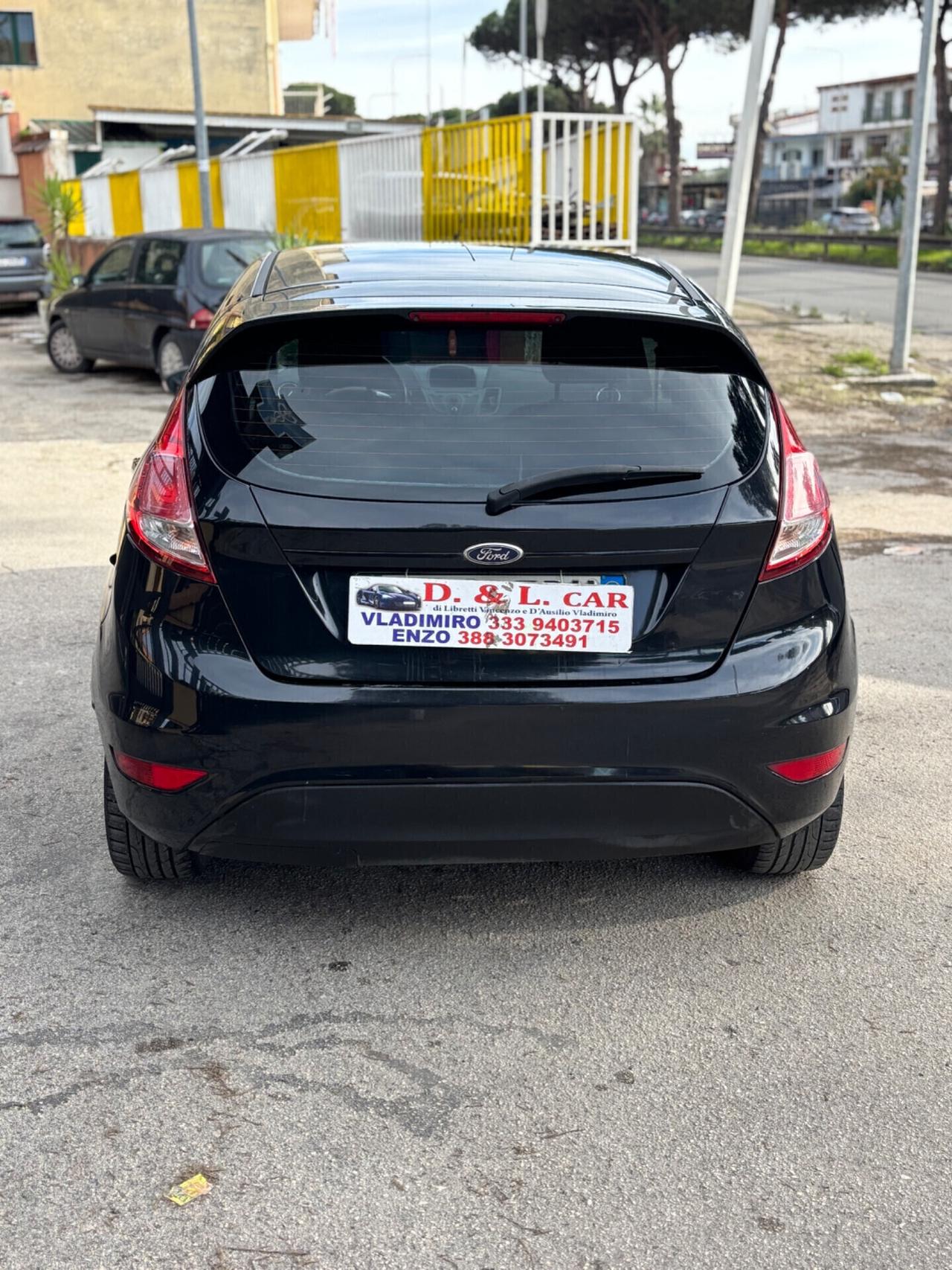 Ford Fiesta 1.5 TDCi 75CV 5 porte Titanium