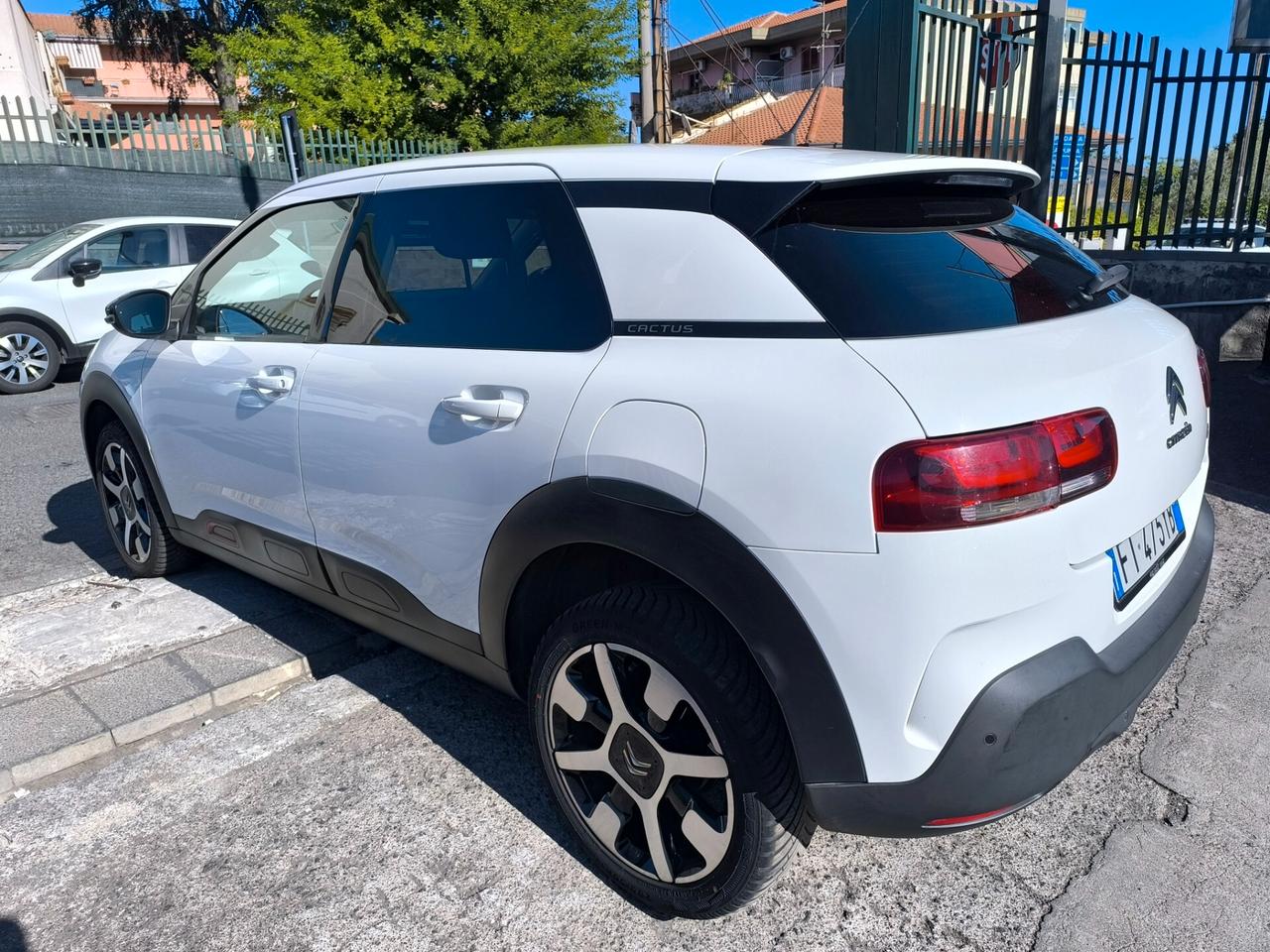 Citroen C4 Cactus BlueHDi 100 S&S Shine