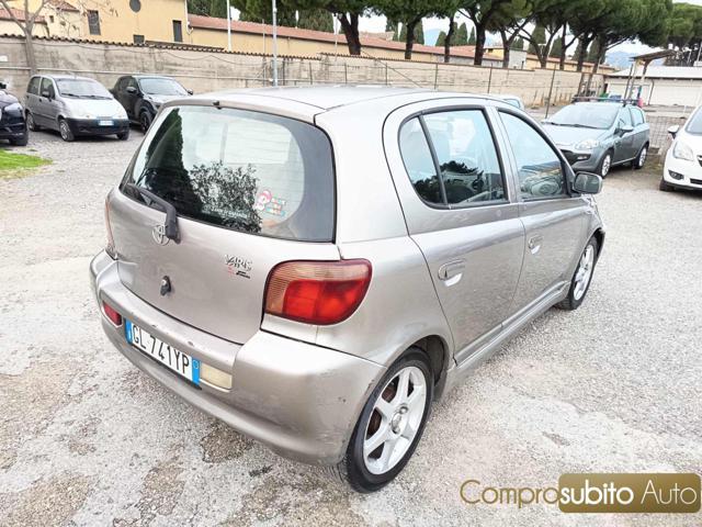 TOYOTA Yaris 1.0i 16V cat 5 porte Sol