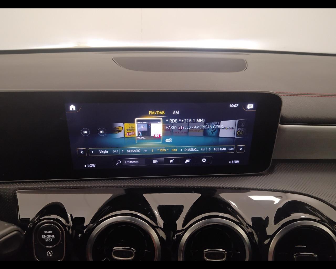 Mercedes-Benz CLA Sh.Brake - X118 - CLA Shooting Brake 200 d Premium auto