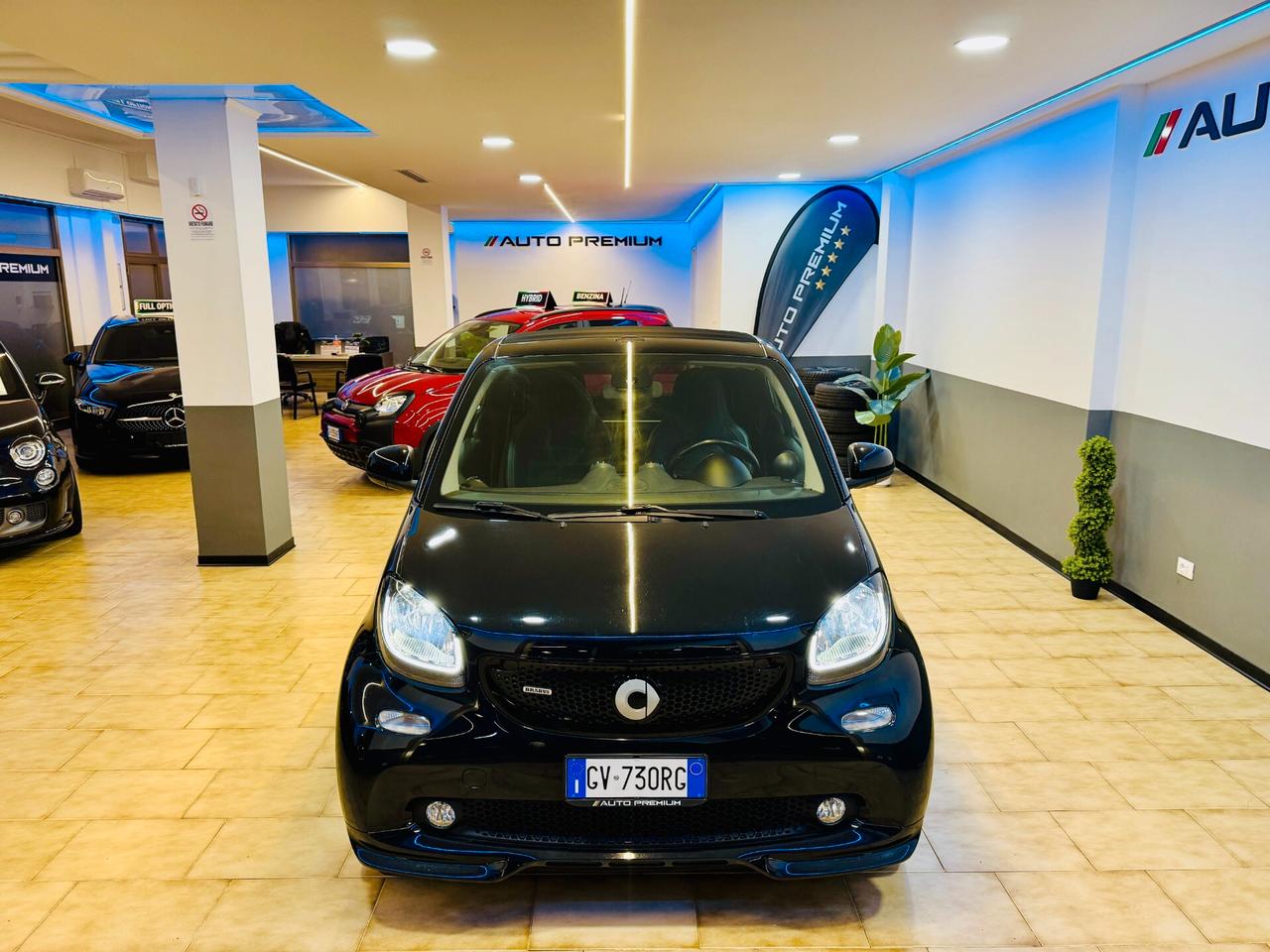 Smart ForTwo 90CV Brabus 0.9 Cabrio Autom / RetroCam Touch