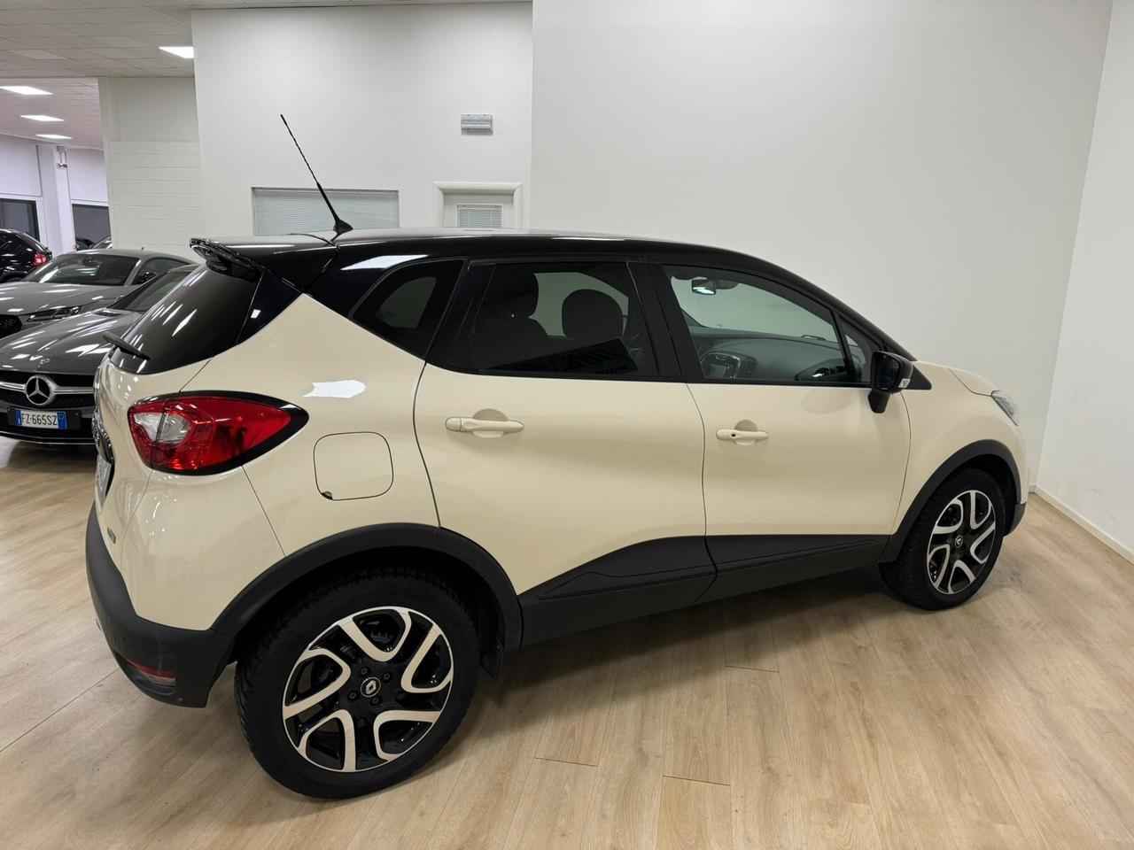 Renault Captur dCi 8V 90 CV