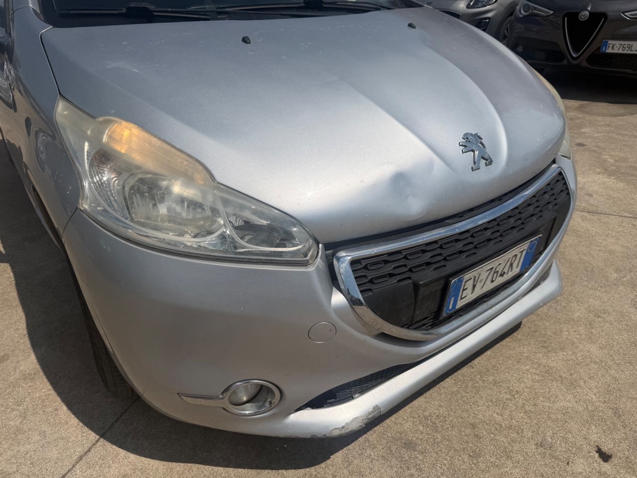 Peugeot 208 1.6 e-HDi 115 CV Stop&Start 5 porte Allure