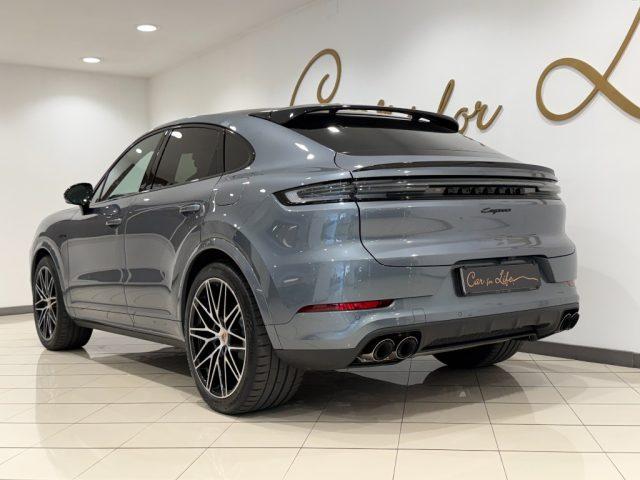 PORSCHE Cayenne 3.0 V6 E-Hybrid Black Edition