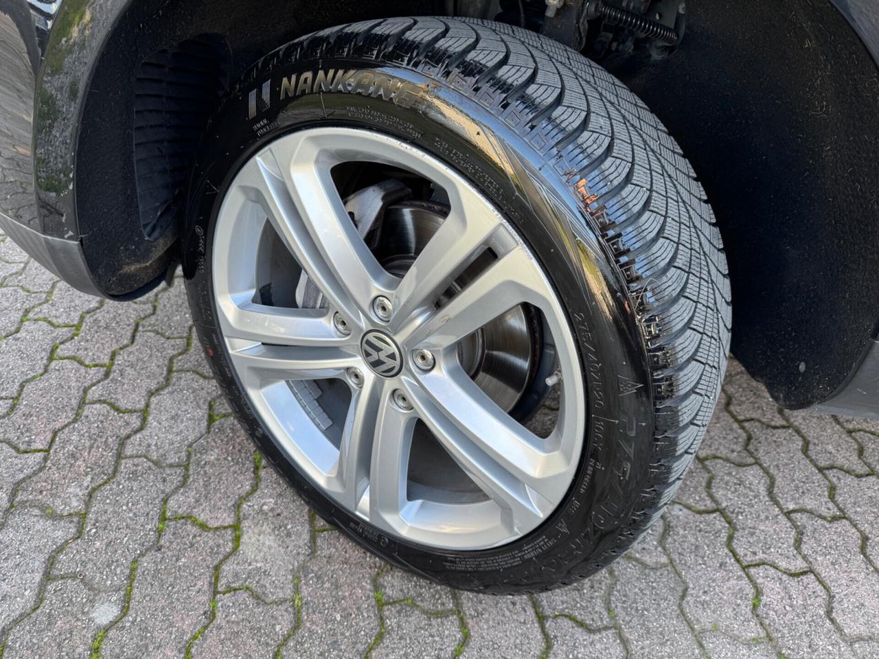 Volkswagen Touareg 3.0/240CV V6 TDI DPF tip. Executive