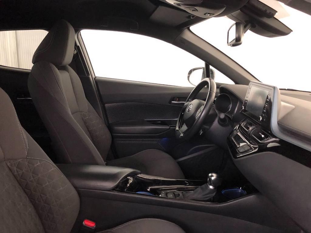 Toyota C-HR 1.8 Hybrid Trend E-CVT