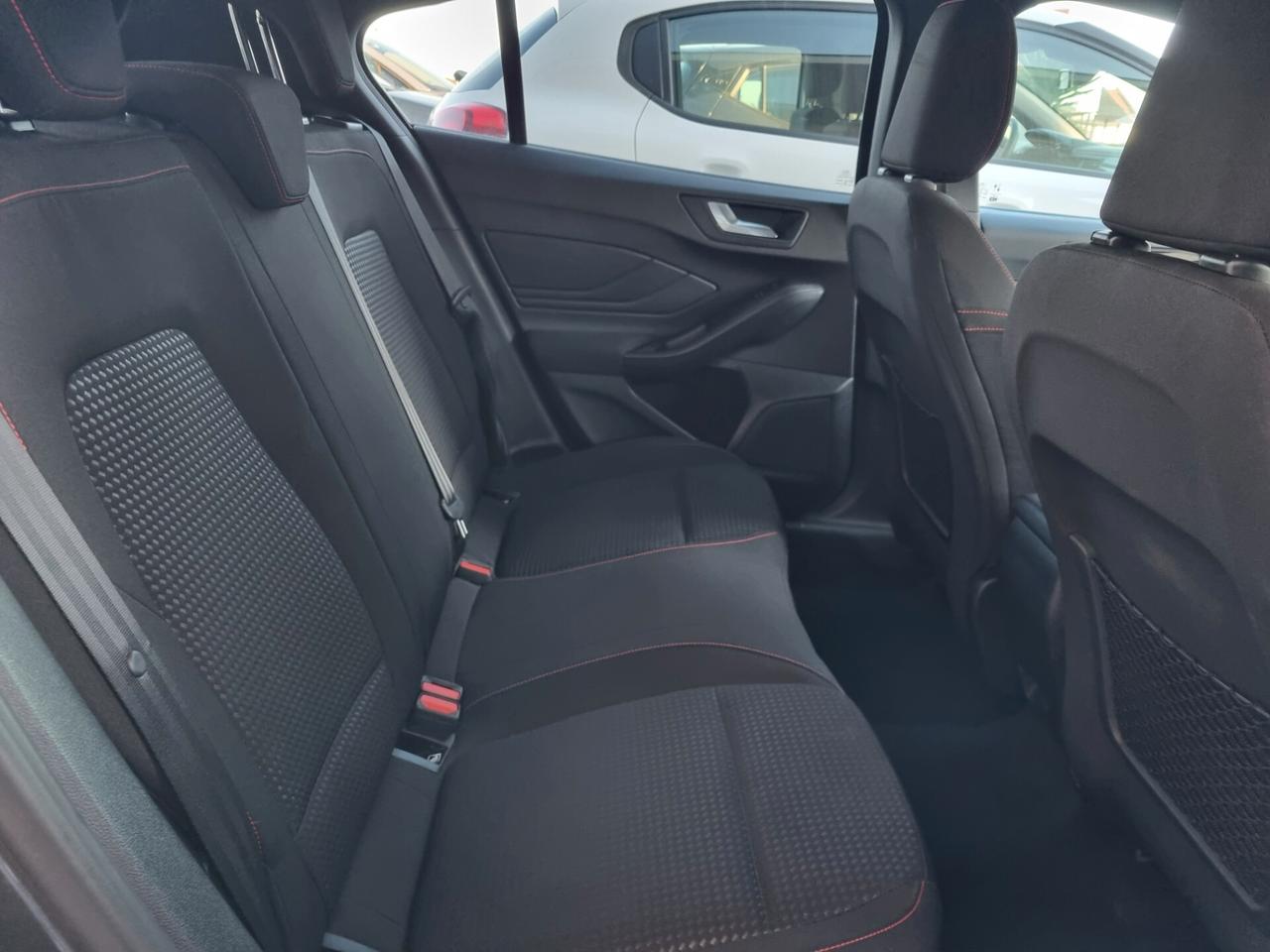 Ford Focus 1.5 EcoBlue 115 CV automatico 5p. ST-Line