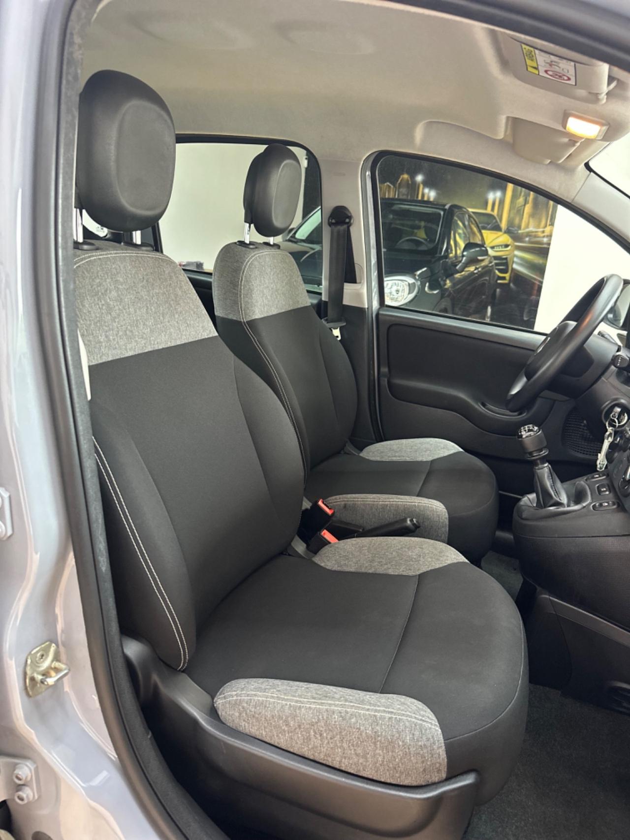 Fiat Panda 1.0 GSE S&S Hybrid Street Van 4 posti