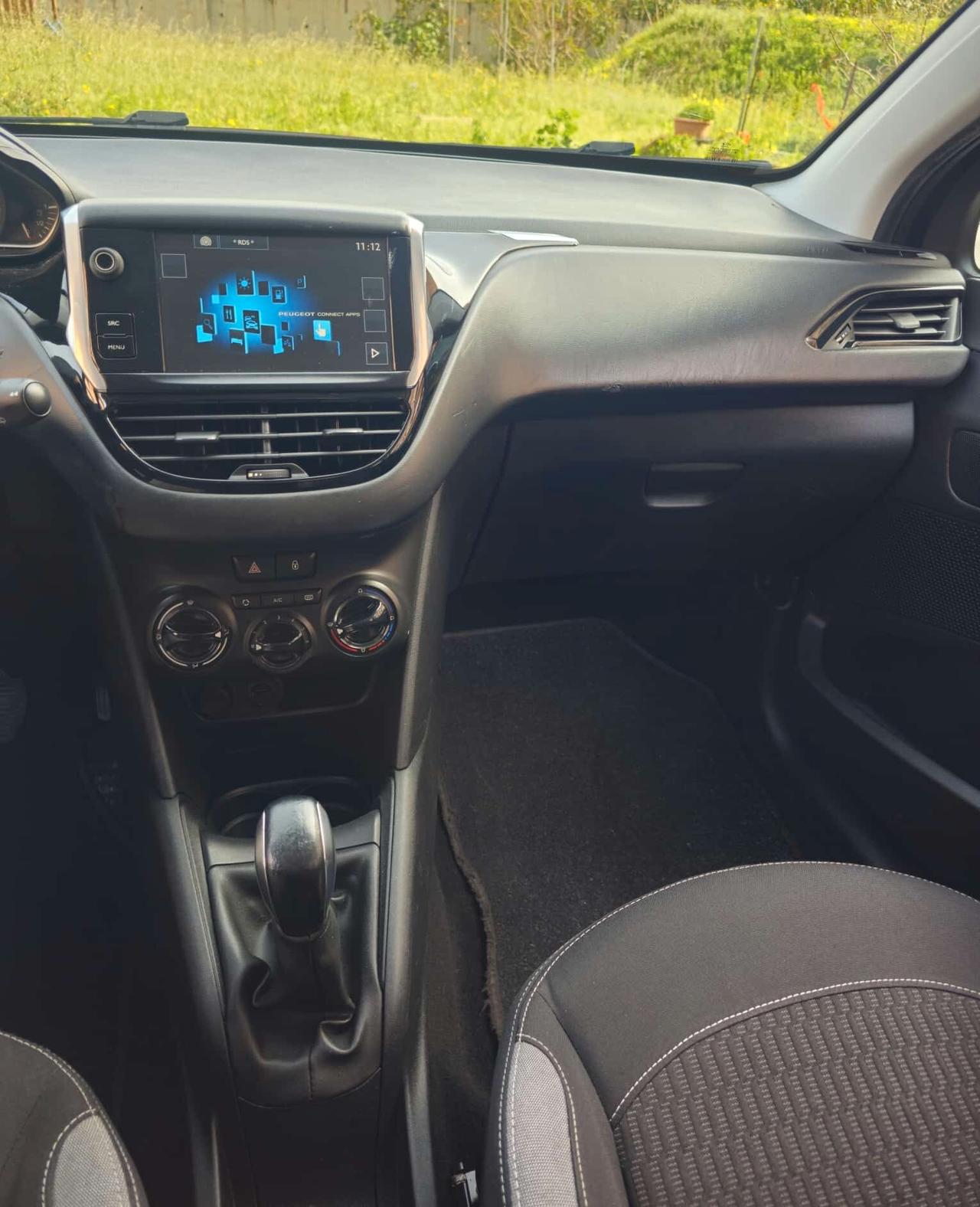 Peugeot 208 BlueHDi 75 5 porte Allure