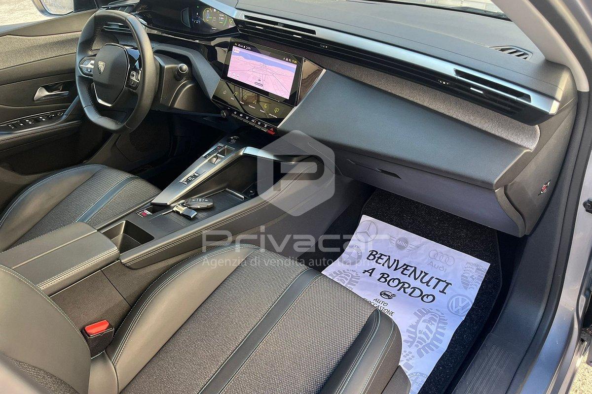 PEUGEOT 308 Plug-in Hybrid 180 e-EAT8 Allure Pack