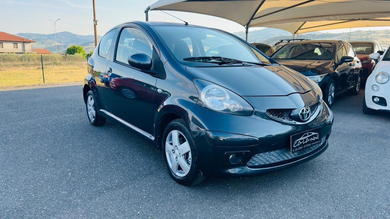 Toyota Aygo 1.0 12V VVT-i 3 porte Sol