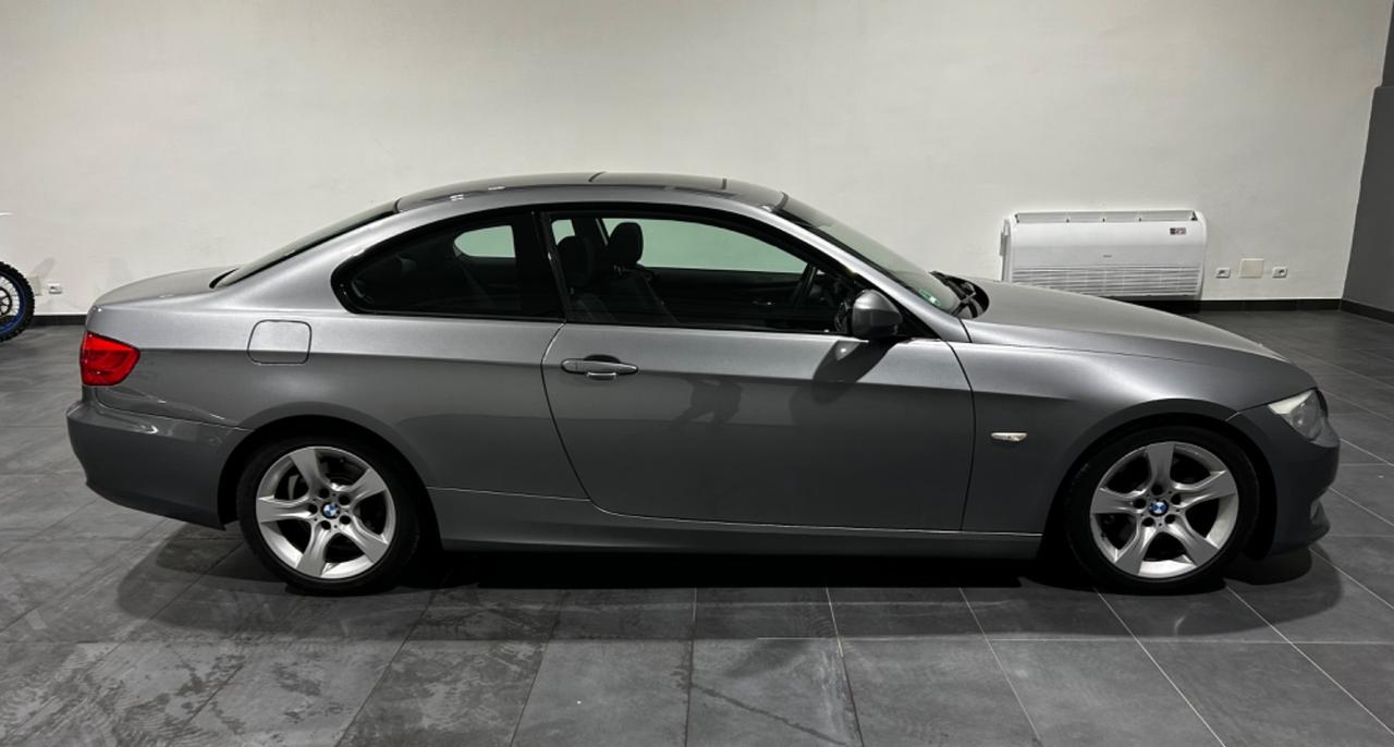 Bmw 325i Coupé e92