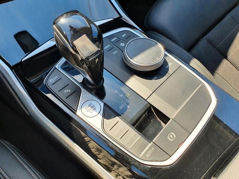 BMW 320d 190CV Mild-Hybrid Auto SPORT LED NAVI CAM